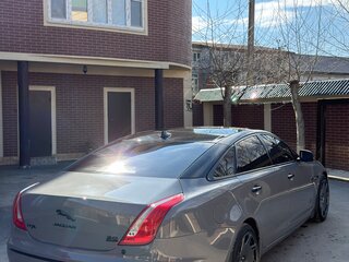 2014 Jaguar XJ Long IV (X351), серый, 2250000 рублей, вид 4