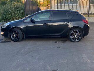2012 Opel Astra J, чёрный, 680000 рублей, вид 3