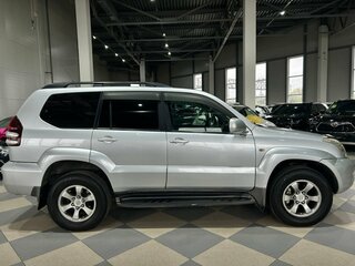 2008 Toyota Land Cruiser Prado 4-speed 120 Series Рестайлинг, серебристый, 2399000 рублей, вид 4