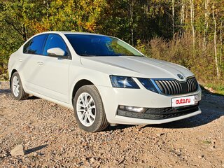 2020 Skoda Octavia III (A7) Рестайлинг, белый, 2080000 рублей, вид 3