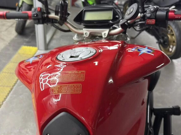 2018 MV Agusta Brutale 800, красный, 640000 рублей - вид 9
