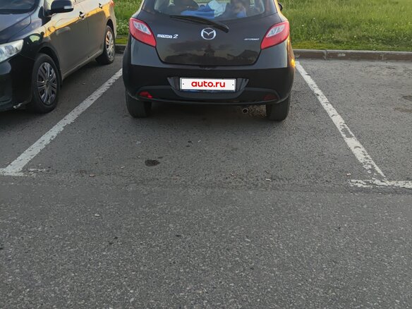 2011 Mazda 2 II Рестайлинг (DE2), фиолетовый, 630000 рублей - вид 4