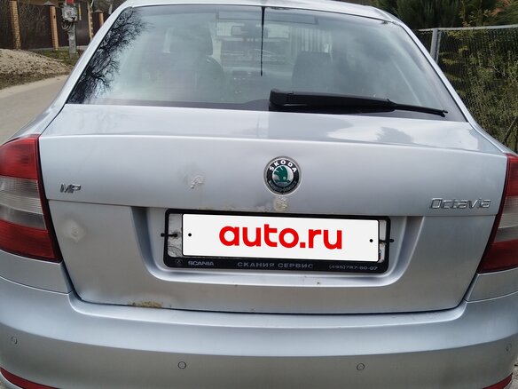 2010 Skoda Octavia II (A5) Рестайлинг, серый, 500000 рублей - вид 12