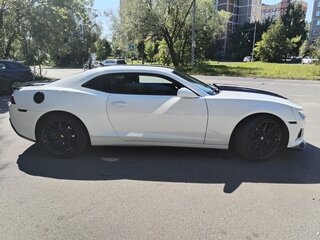 2014 Chevrolet Camaro V Рестайлинг, белый, 1760000 рублей, вид 4