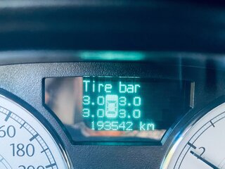 2005 Chrysler 300C I, белый, 850000 рублей, вид 3