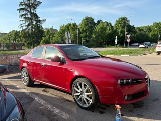 2008 Alfa Romeo 159, красный, 790000 рублей, вид 1