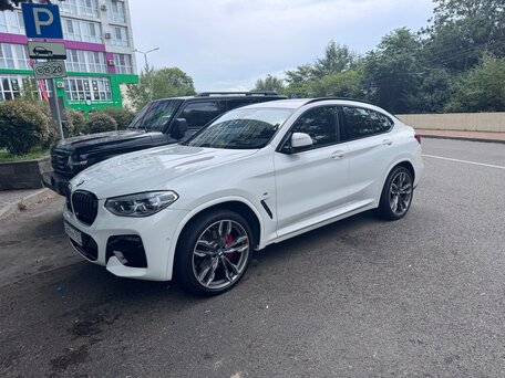 2021 BMW X4 M40i II (G02), белый, 6000000 рублей, вид 1