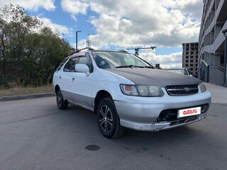 1997 Nissan R'nessa, белый, 200000 рублей, вид 2