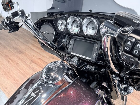 2017 Harley-Davidson Street Glide, фиолетовый, 1799000 рублей - вид 32