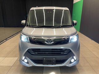 2019 Toyota Tank I, серебристый, 900000 рублей, вид 2
