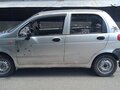 2010 Daewoo Matiz I Рестайлинг, серебристый, 260008 рублей - вид 2