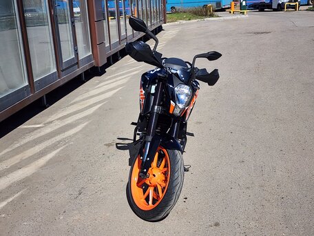 2017 KTM 200 Duke, чёрный, 265000 рублей, вид 2