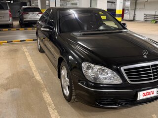 2004 Mercedes-Benz S-Класс 500 Long IV (W220) Рестайлинг, чёрный, 1900000 рублей, вид 1