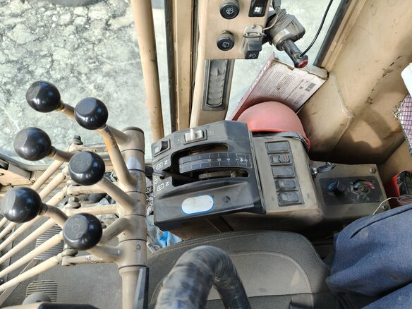 2011 Caterpillar 140, жёлтый, 5800000 рублей - вид 7