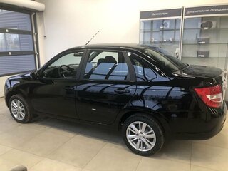 2026 Lada (ВАЗ) Granta I Рестайлинг, чёрный, 1101000 рублей, вид 4