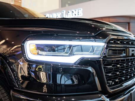 2026 Ram 1500 Crew Cab eTorque V Рестайлинг, чёрный, 11790000 рублей, вид 5