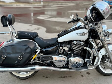 2017 Triumph Thunderbird LT, чёрный, 1750000 рублей, вид 4
