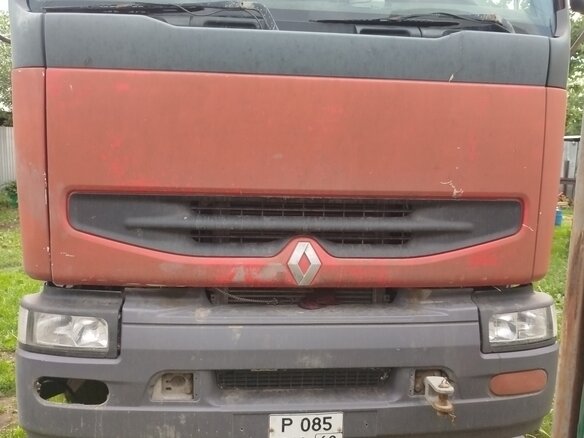2003 Renault Premium, красный, 750000 рублей