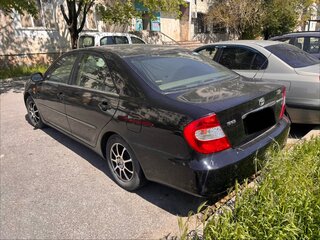 2002 Toyota Camry V (XV30), чёрный, 750000 рублей, вид 3