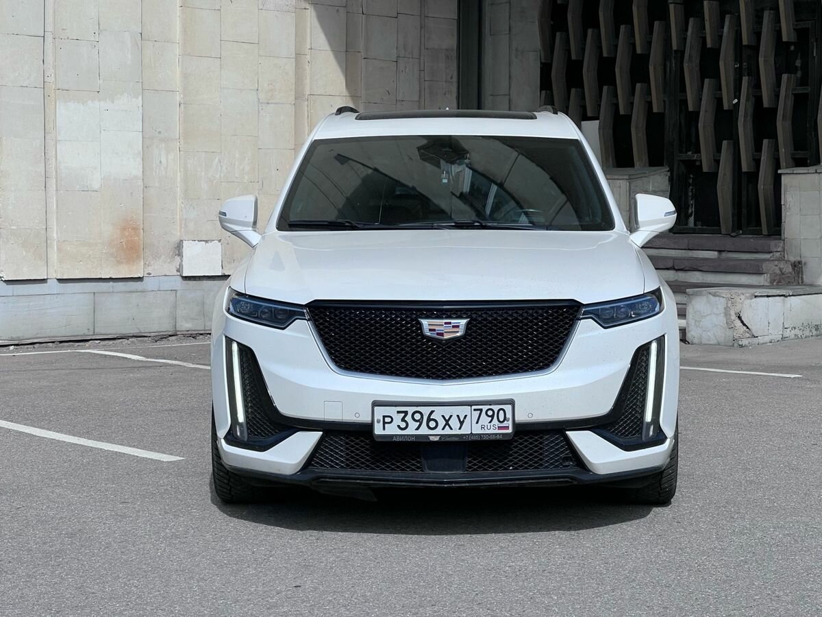 Открыть фотографии: Cadillac XT6 I