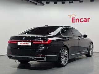 2022 BMW 7 серии 730d xDrive VI (G11/G12) Рестайлинг, чёрный, 7924000 рублей, вид 4