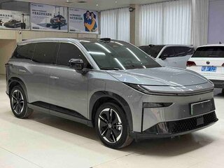 2025 Toyota bZ3X 58.3 kWh, серый, 2990000 рублей, вид 3