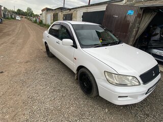 2000 Mitsubishi Lancer Cedia IX, белый, 190000 рублей, вид 2