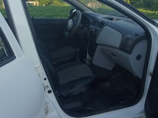 2015 Renault Logan II, белый, 350000 рублей, вид 5