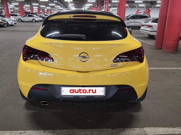 2013 Opel Astra GTC J Рестайлинг, жёлтый, 1070000 рублей - вид 5