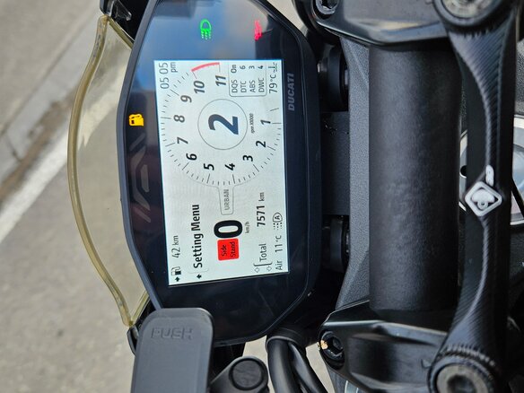 2021 Ducati Monster 937, серый, 1150000 рублей - вид 5