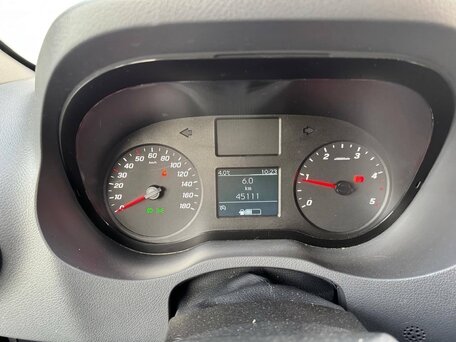 2019 Mercedes-Benz Sprinter, белый, 7000000 рублей, вид 2