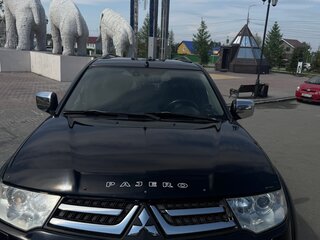 2014 Mitsubishi Pajero Sport II Рестайлинг, чёрный, 2200000 рублей, вид 3