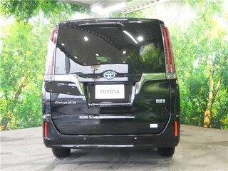 2021 Toyota Esquire I Рестайлинг, чёрный, 1940000 рублей, вид 5