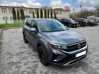 2021 Volkswagen Taos I, серый, 1900000 рублей, вид 2