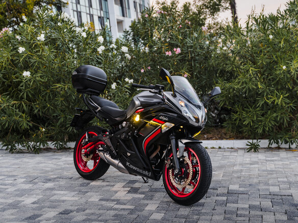 2017 Kawasaki Ninja 400, пурпурный, 486000 рублей - вид 8