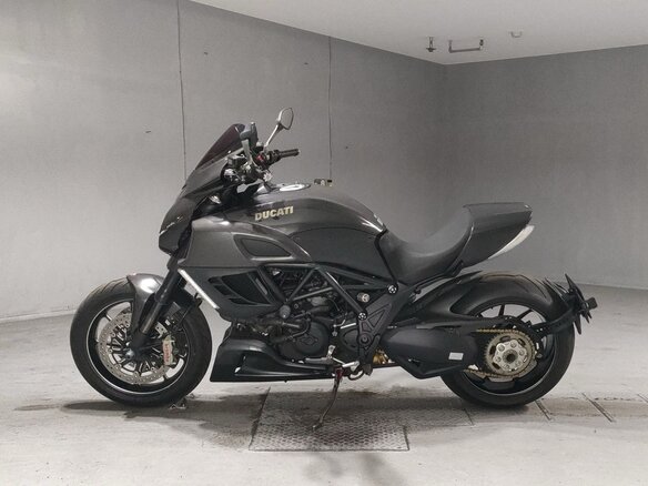 2011 Ducati Diavel, чёрный, 779000 рублей - вид 1