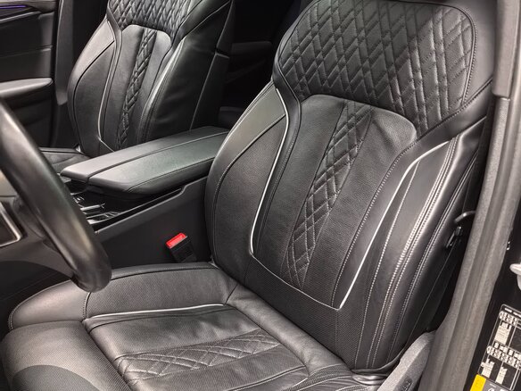 2021 BMW 5 серии 530e VII (G30/G31/G38) Рестайлинг, чёрный, 4800000 рублей - вид 29