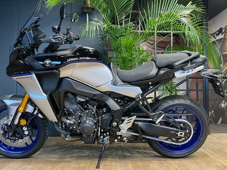 2025 Yamaha Tracer 9, серебристый, 1970000 рублей, вид 3