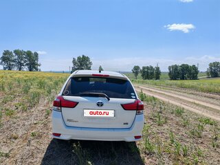 2017 Toyota Corolla Axio XI (E160, E170, E180) Рестайлинг 1, белый, 1240000 рублей, вид 3