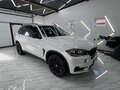 2017 BMW X5 25d III (F15), белый, 3000000 рублей - вид 1