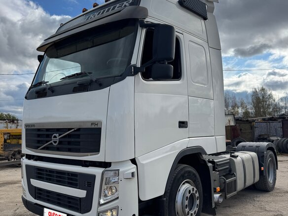 2011 Volvo FH, белый, 3000000 рублей