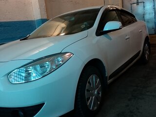 2011 Renault Fluence I, белый, 590000 рублей, вид 2