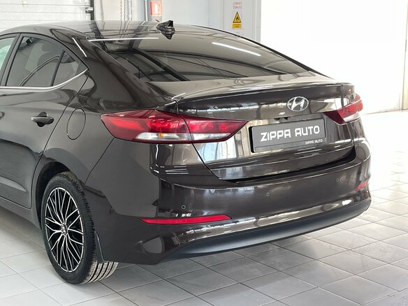 2017 Hyundai Elantra VI (AD), коричневый, 1569000 рублей - вид 6
