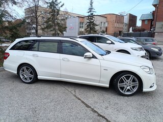 2010 Mercedes-Benz E-Класс 250 5G-Tronic IV (W212, S212, C207), белый, 1590000 рублей, вид 3