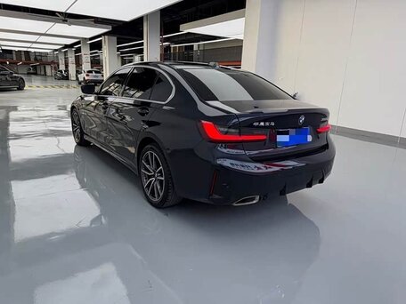 2023 BMW 3 серии 320i VII (G2x) Рестайлинг, чёрный, 2750000 рублей, вид 4