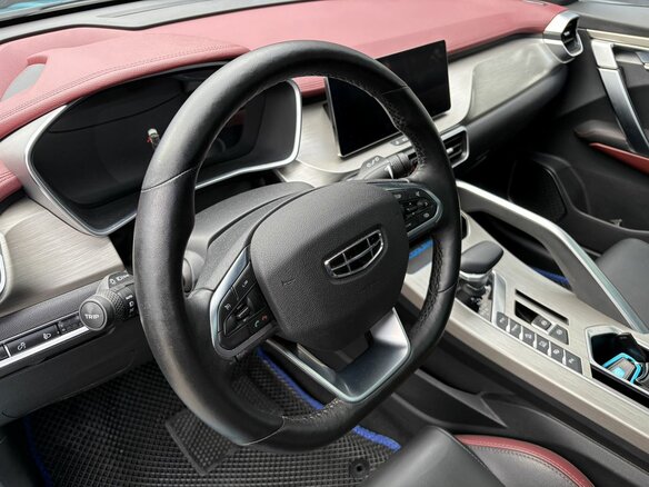 2023 Geely Coolray I, синий, 1659000 рублей - вид 13