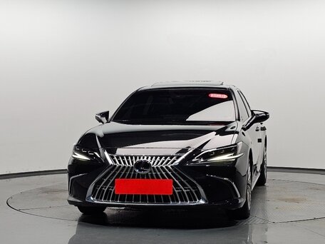 Lexus ES VII Рестайлинг 2
