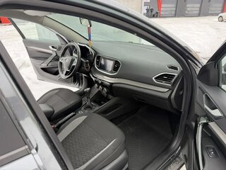 2024 Lada (ВАЗ) Vesta I Рестайлинг (NG), серый, 1450000 рублей, вид 3