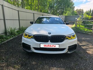 2017 BMW 5 серии 540i xDrive VII (G30/G31/G38), белый, 2850000 рублей, вид 2