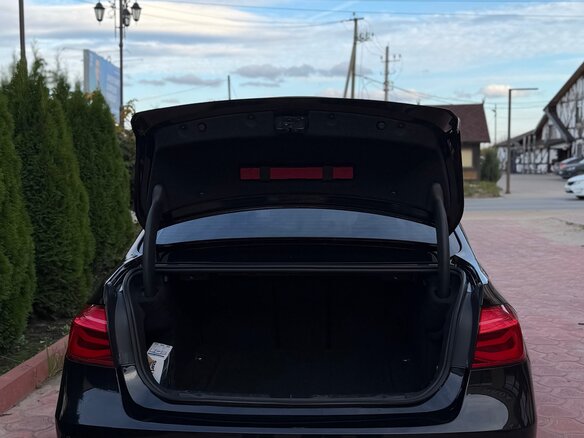 2018 BMW 3 серии 320i xDrive VI (F3x) Рестайлинг, чёрный, 2390000 рублей - вид 6